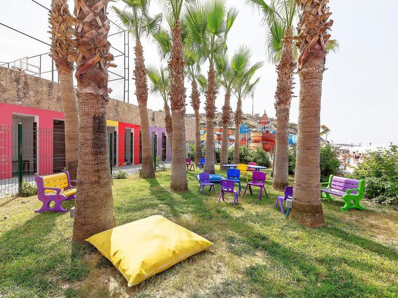 Acapulco Resort Hotel