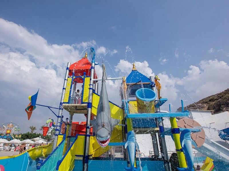 Acapulco Resort Hotel