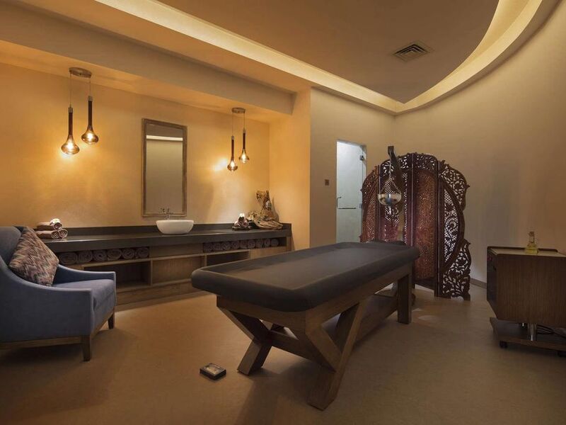 Acapulco Resort Hotel