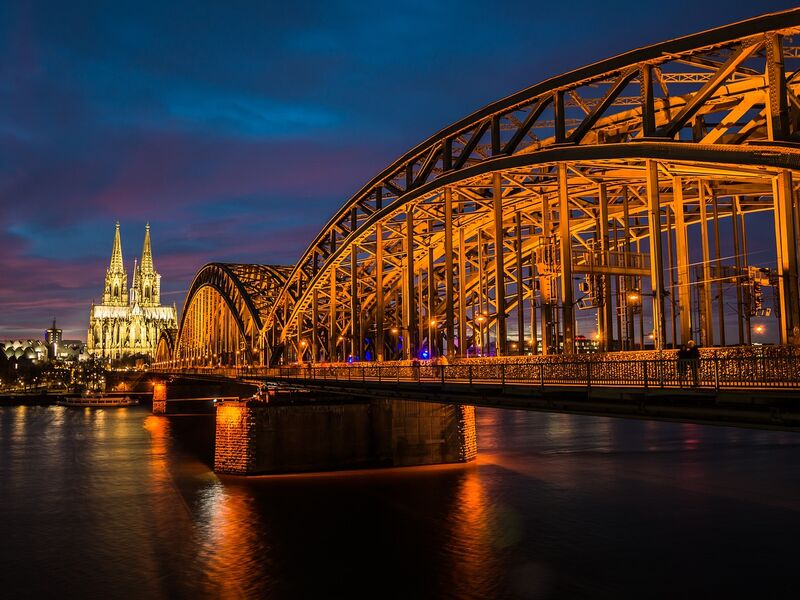 Adana Kalkışlı Benelüx & Paris & Colmar & Köln Turu SunExpress Havayolları ile 6 Gece 7 Gün (DUS-DUS) IS001