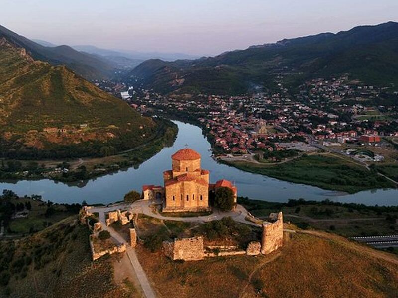 Tiflis Turu 3 Gece Her Perşembe Hareket