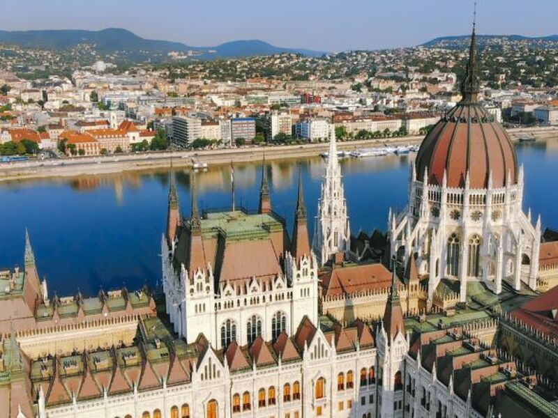 PGS HY İle Grand Orta Avrupa & Hallstatt ve Salzburg Turu - BUD-PRG