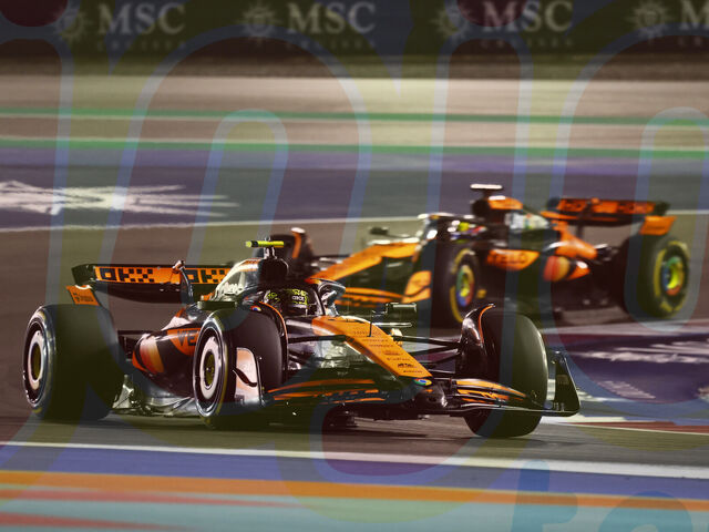 Qatar Formula1 Turu North Grandstand Tribunu - Şehir Turu Dahil